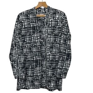 Chico’s black and white Criss Cross 100% Pima Cotton Tunic Top. Women’s Large